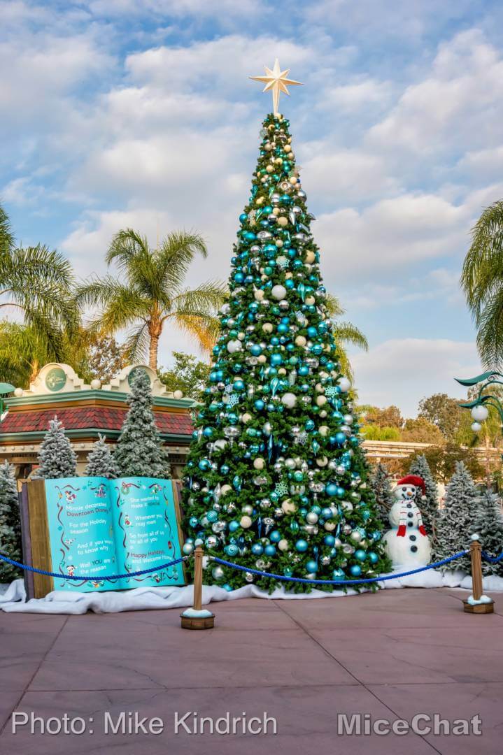 , Disneyland Resort Update – Holiday Twist and Avengers Surprise