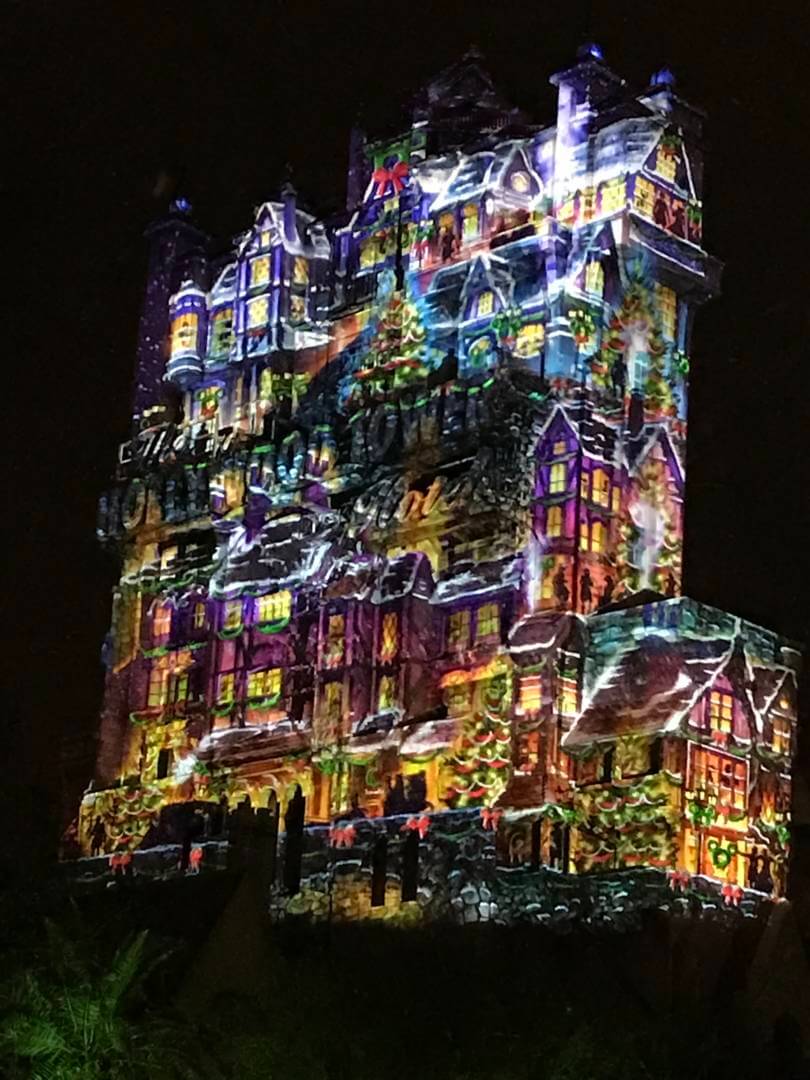 , Walt Disney World Update – Holiday Surprises & Hollywood Kitsch