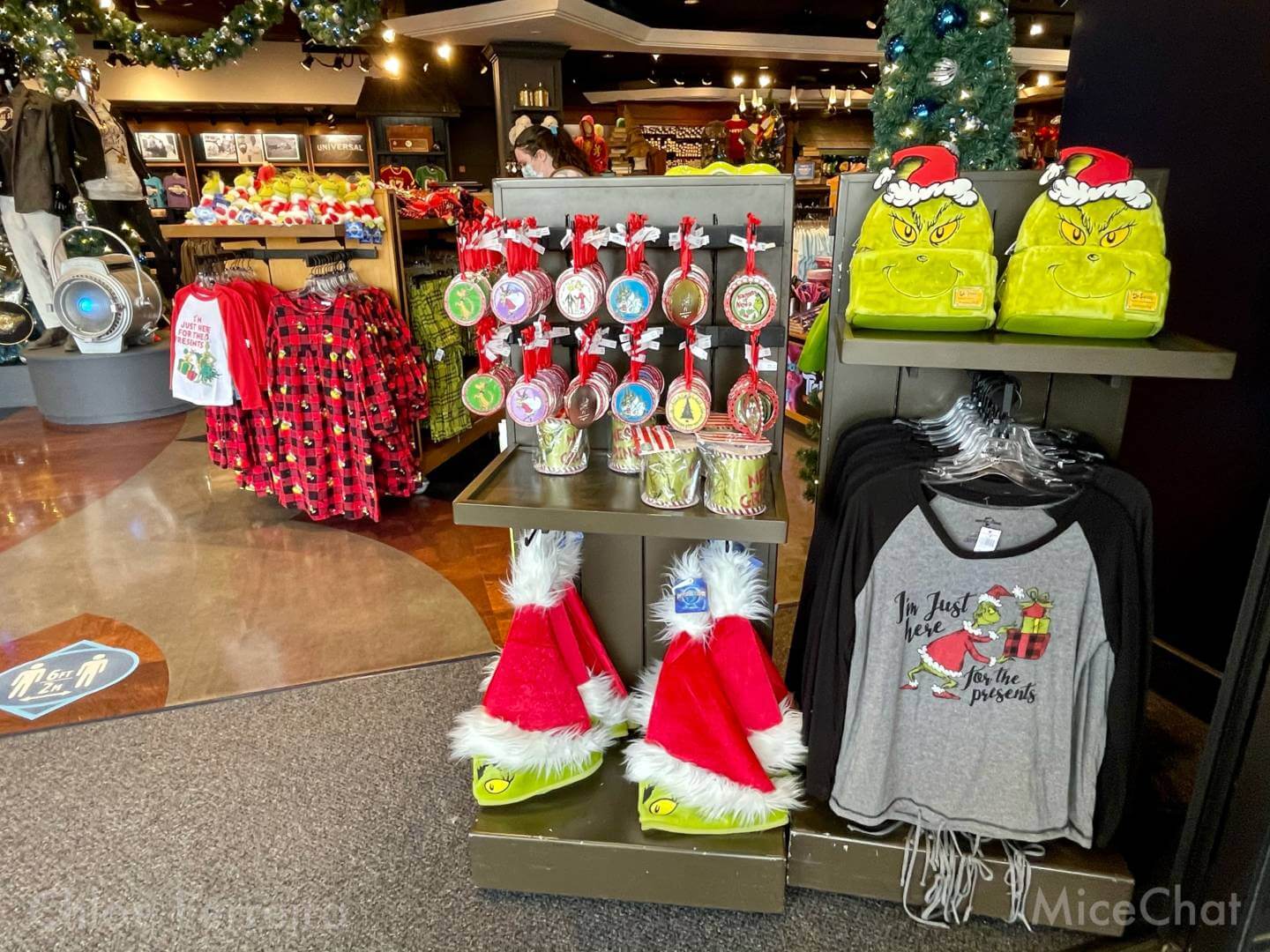 , Universal Orlando Update – VelociCoaster, Super Mario & Christmas!