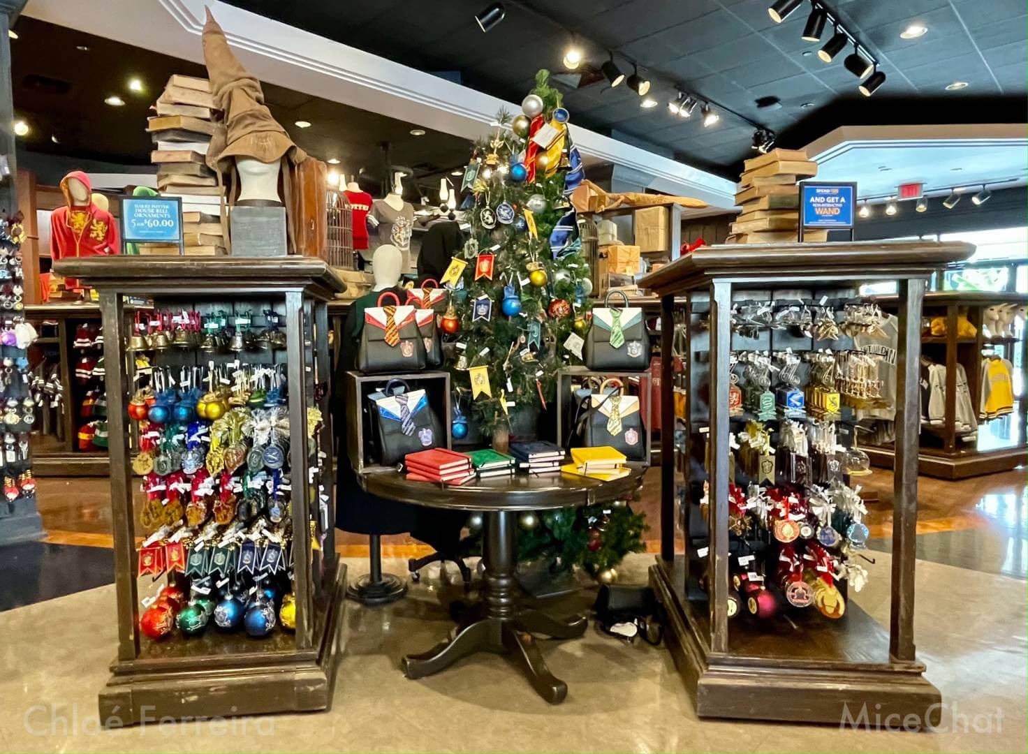 , Universal Orlando Update – VelociCoaster, Super Mario & Christmas!