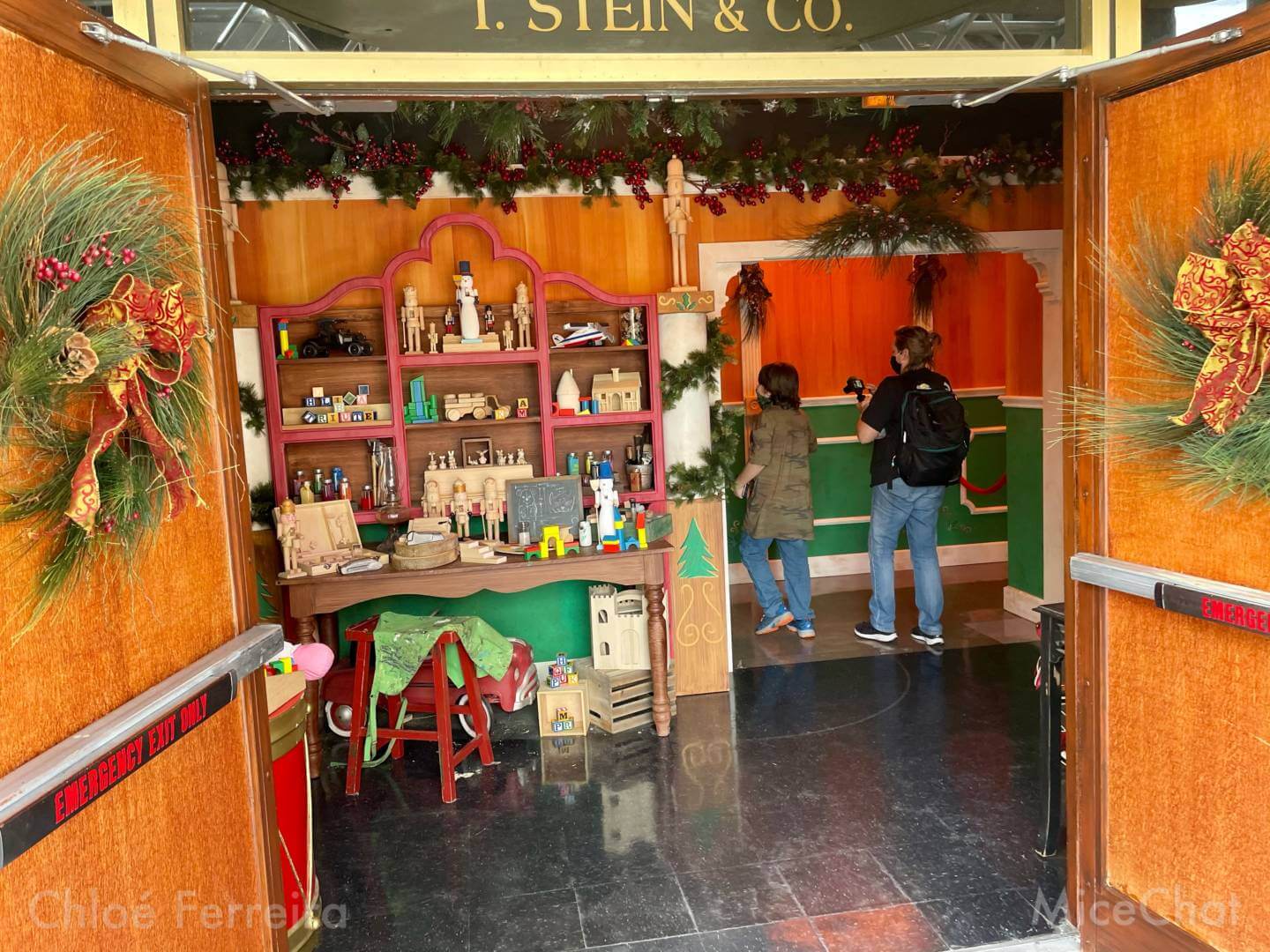 , Universal Orlando Update – VelociCoaster, Super Mario & Christmas!