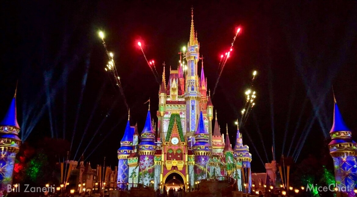 , Walt Disney World Update – Holiday Surprises & Hollywood Kitsch