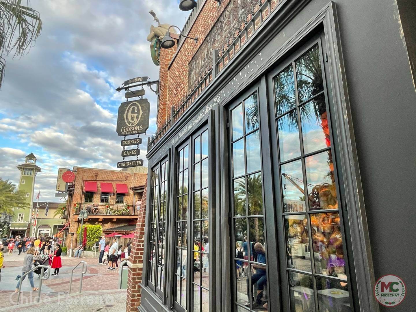 , Walt Disney World Update: Park Hop, Lights Pop, Cookie Stop