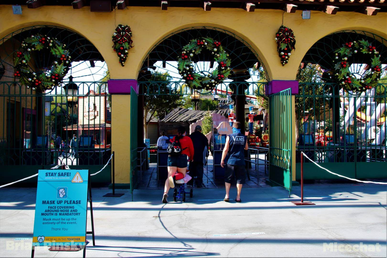 , Disneyland Resort Update – Holiday Twist and Avengers Surprise