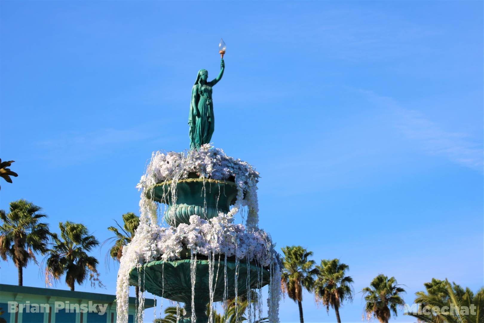 , Disneyland Resort Update – Holiday Twist and Avengers Surprise