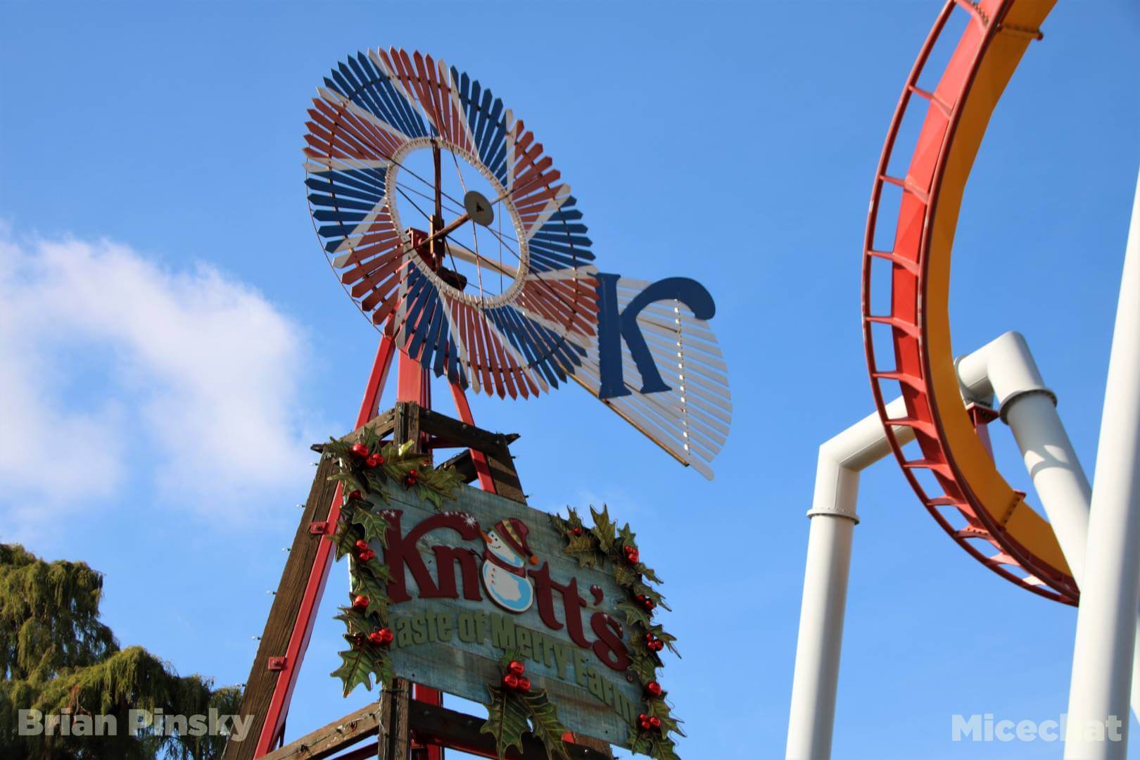 , Disneyland Resort Update – Holiday Twist and Avengers Surprise