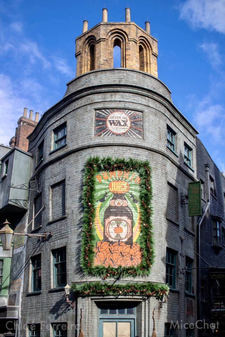 , Universal Orlando Update – VelociCoaster, Super Mario & Christmas!