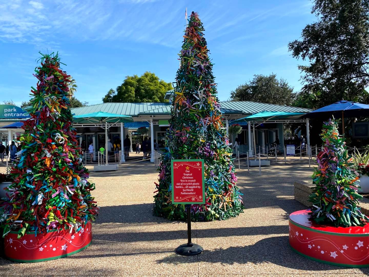 , Holiday Celebrations and fireworks at SeaWorld Orlando