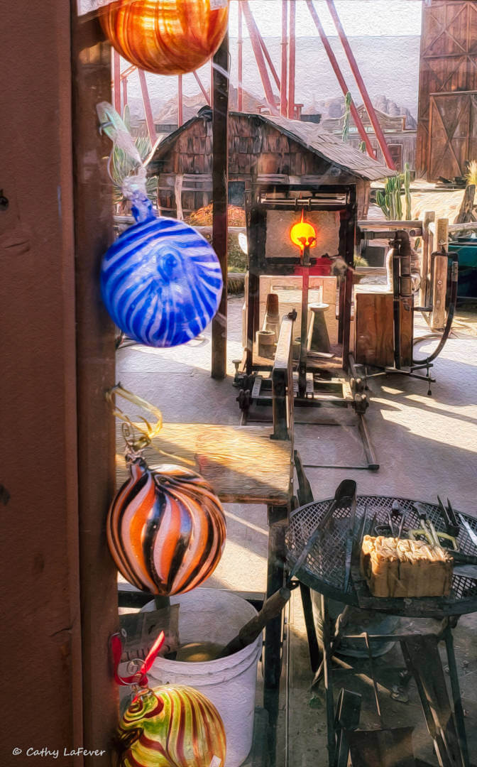 , Knott’s Gets Crafty For Christmas