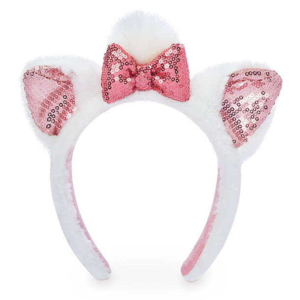 , Your Favorite Disney Cats and Dogs Claw Their Way Into New Collection