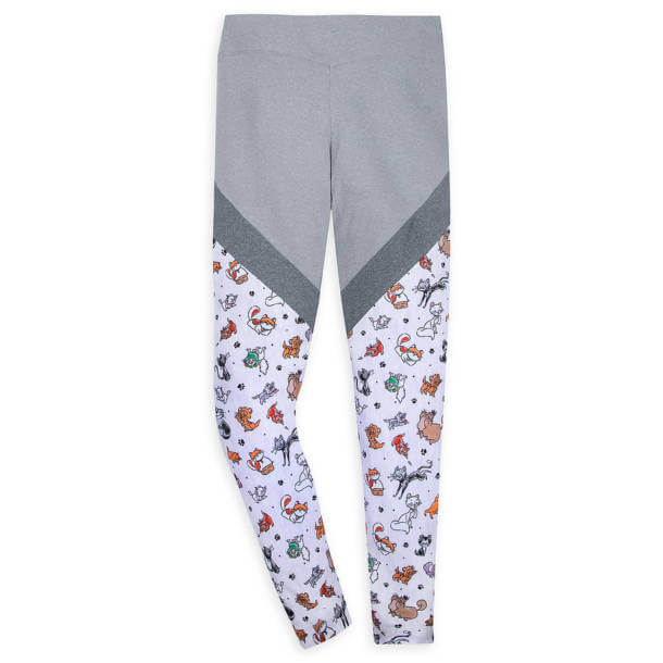 , Your Favorite Disney Cats and Dogs Claw Their Way Into New Collection