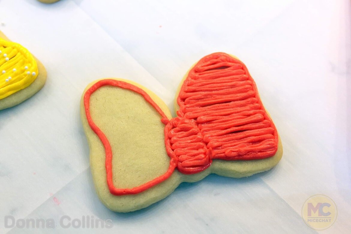 , Magic at Home: Rock the Dots with Minnie Mouse-Inspired Cookies