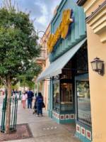 Disney California Adventure crowds Trolley Treats Line Short-micechat