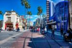 Disneyland-DCA hollywoodland crowd-micechat
