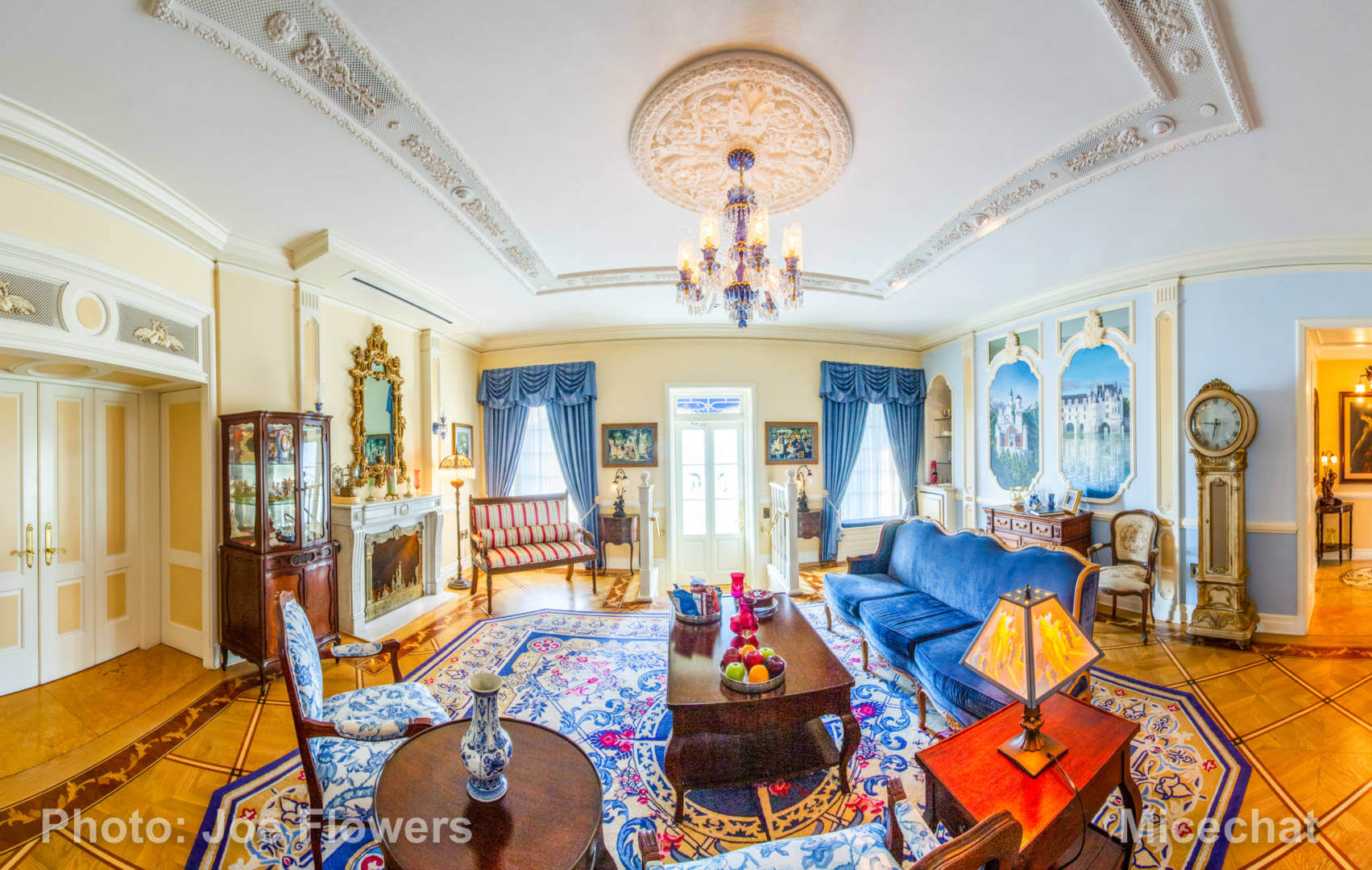 , Disneyland’s Secret Spaces: An Overnight Stay in the Dream Suite!