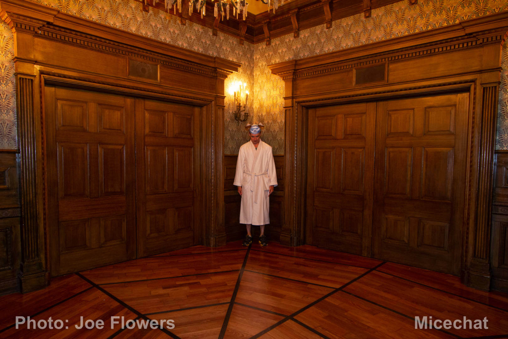 , Disneyland&#8217;s Secret Spaces: An Overnight Stay in the Dream Suite!