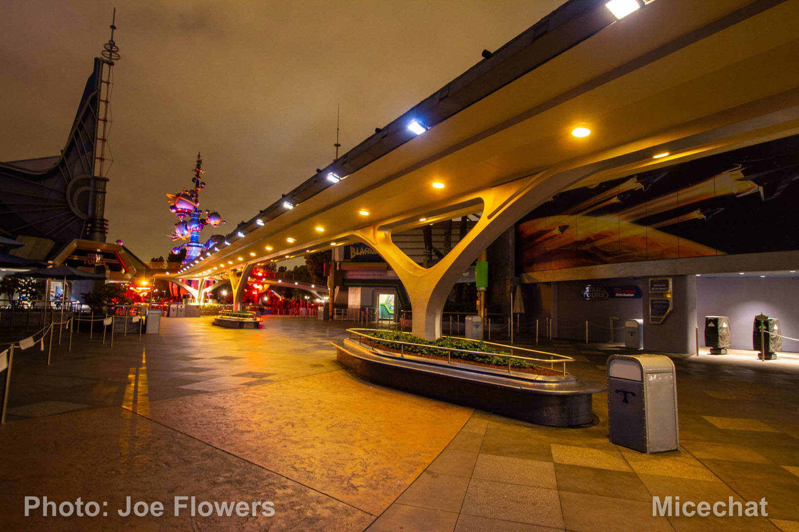 , Disneyland’s Secret Spaces: An Overnight Stay in the Dream Suite!