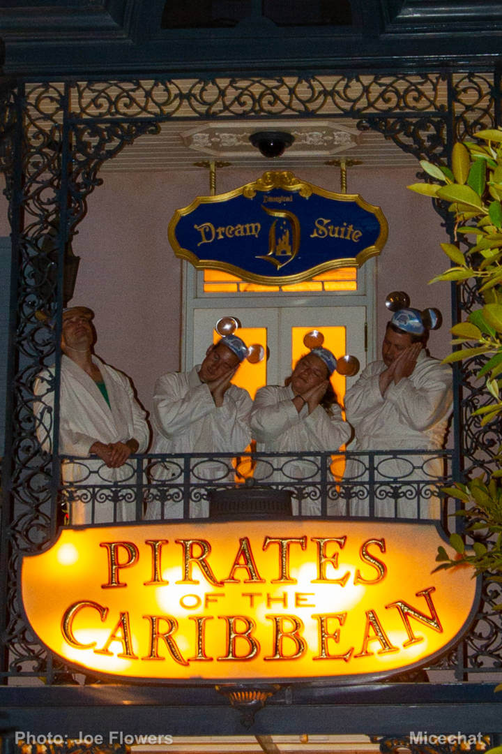 , Disneyland’s Secret Spaces: An Overnight Stay in the Dream Suite!