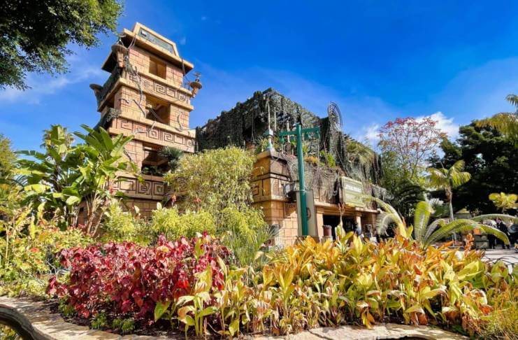 , MiceAge – A Different Look at Disney
