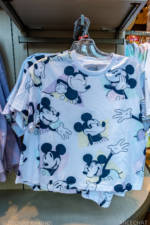 Disneyland-world-of-disney-pastel-classic-mickey-shapes-shirt