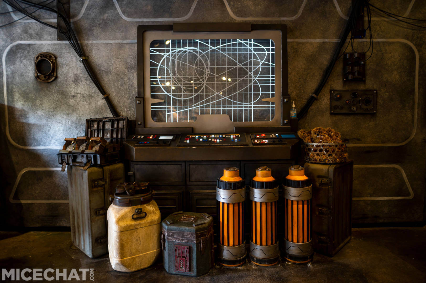 , FIRST LOOK Inside the NEW Star Wars Trading Post in Downtown Disney Anaheim!
