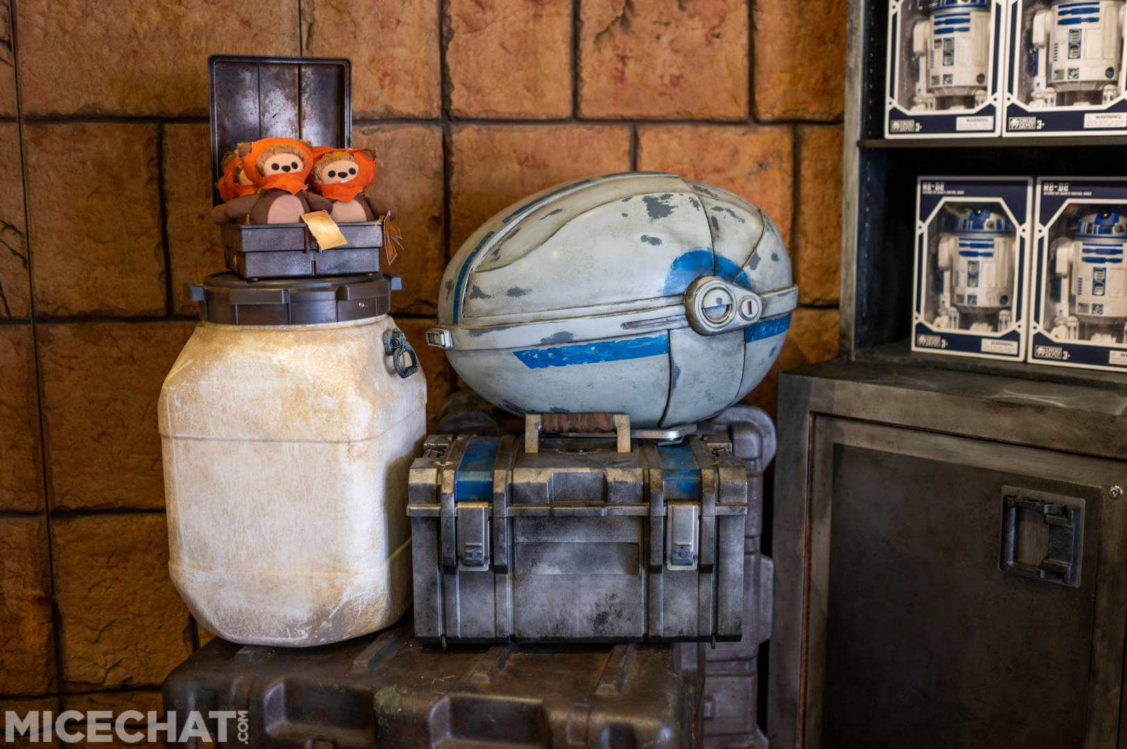 , FIRST LOOK Inside the NEW Star Wars Trading Post in Downtown Disney Anaheim!