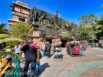Downtown Disney Star Wars Store Front Merch-micechat