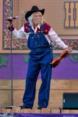 , Disneyland Update – Not Quite As Soon As You Think