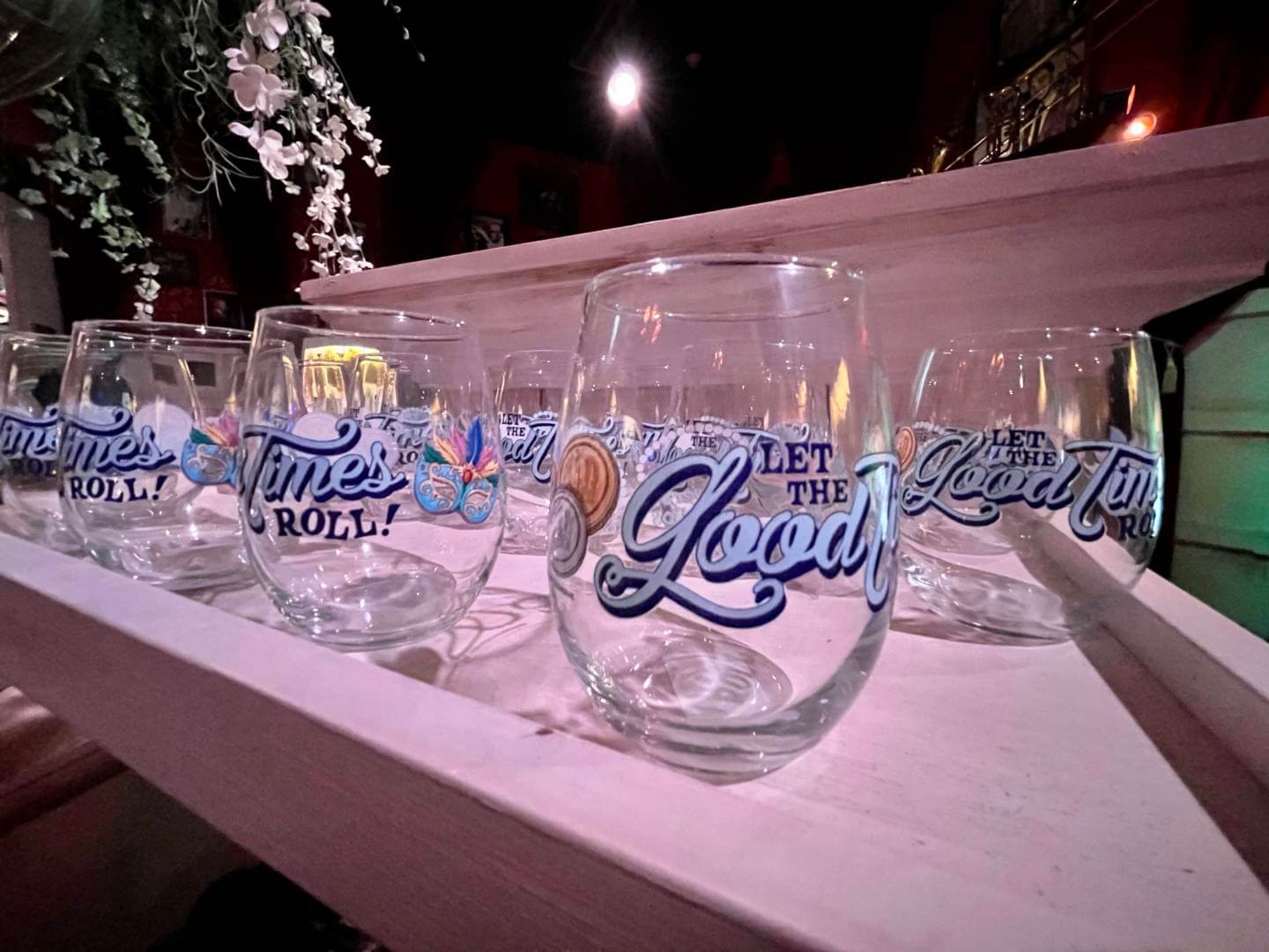 , Universal Orlando Update: Legacies, Tributes, and a Glittery Gator