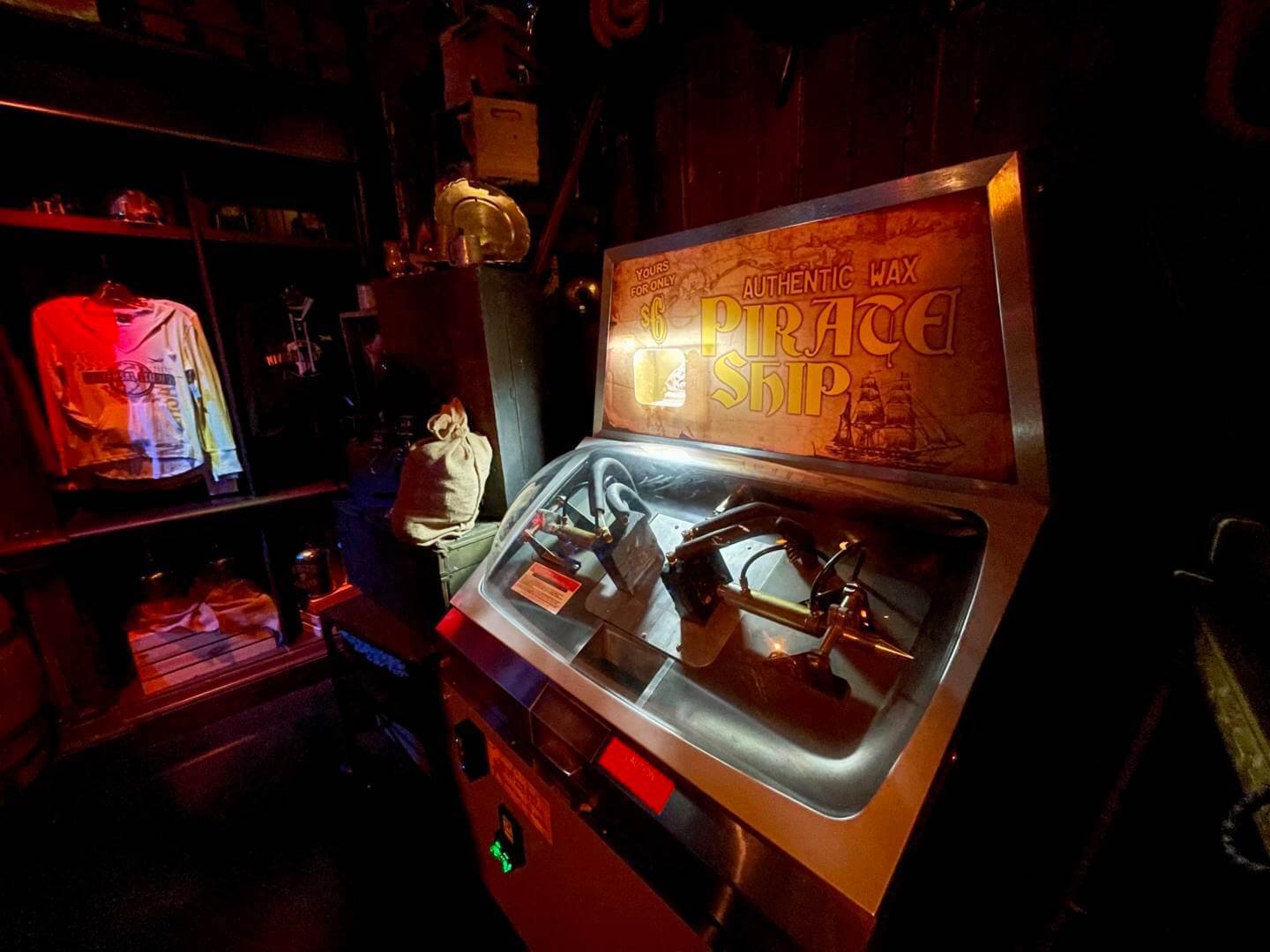 , Universal Orlando Update: Legacies, Tributes, and a Glittery Gator