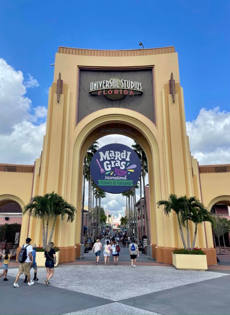 , Universal Orlando Update: Legacies, Tributes, and a Glittery Gator
