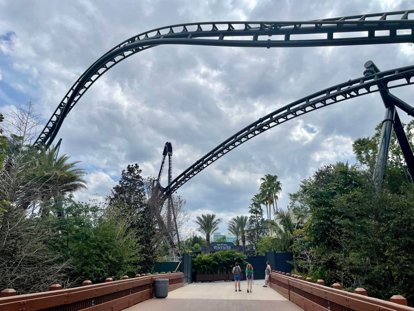 , Universal Orlando Update: Legacies, Tributes, and a Glittery Gator