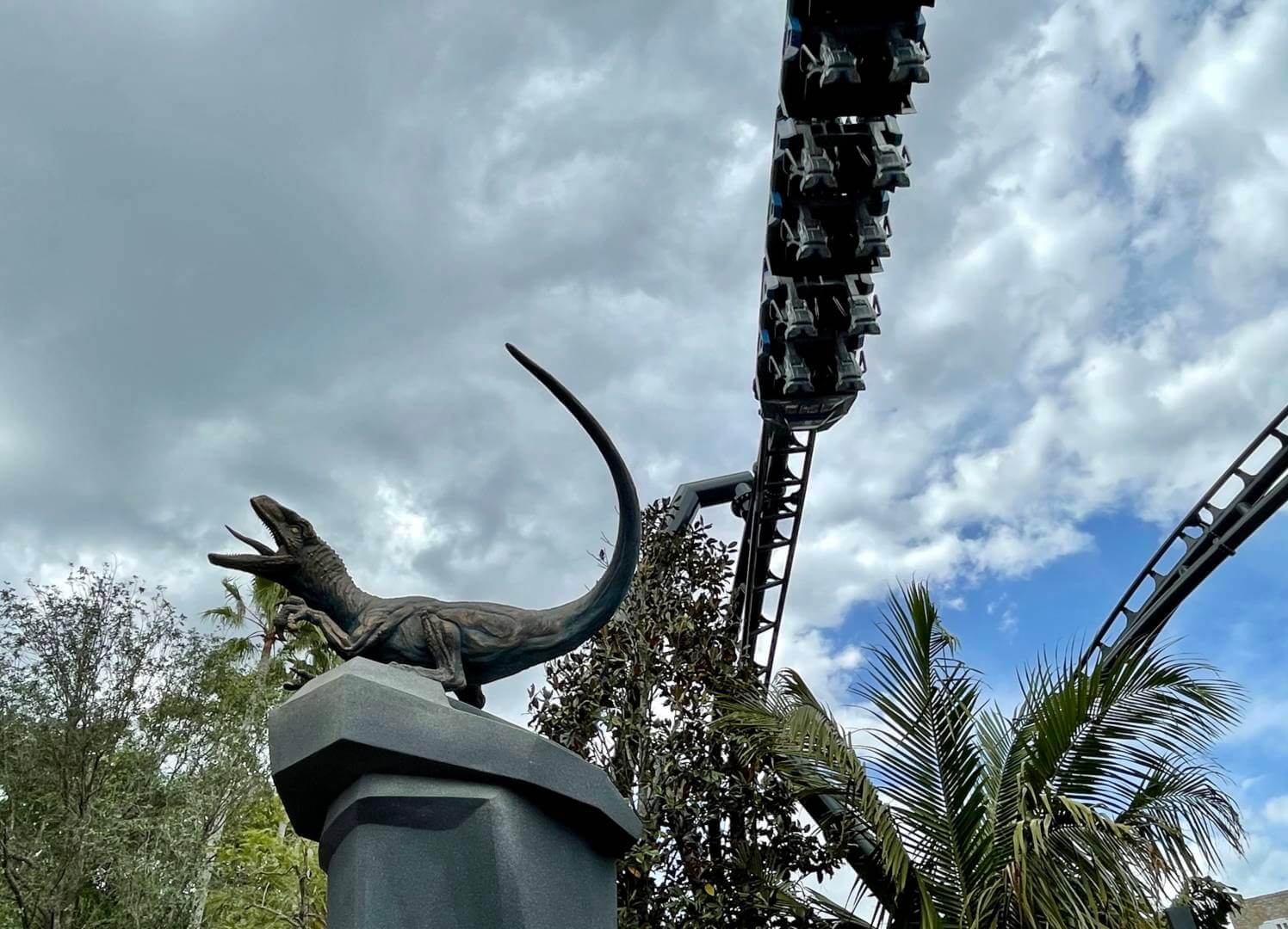, Universal Orlando Update: Legacies, Tributes, and a Glittery Gator