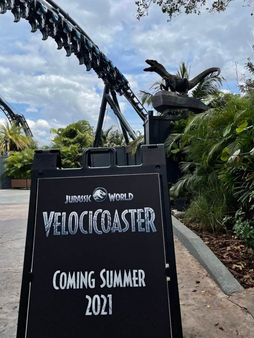 , Universal Orlando Update: Legacies, Tributes, and a Glittery Gator