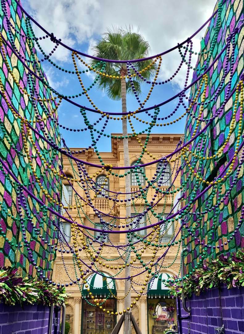 , Universal Orlando Update: Legacies, Tributes, and a Glittery Gator