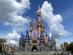 WDW-Magic-Kingdom-Castle-50th-Bunting