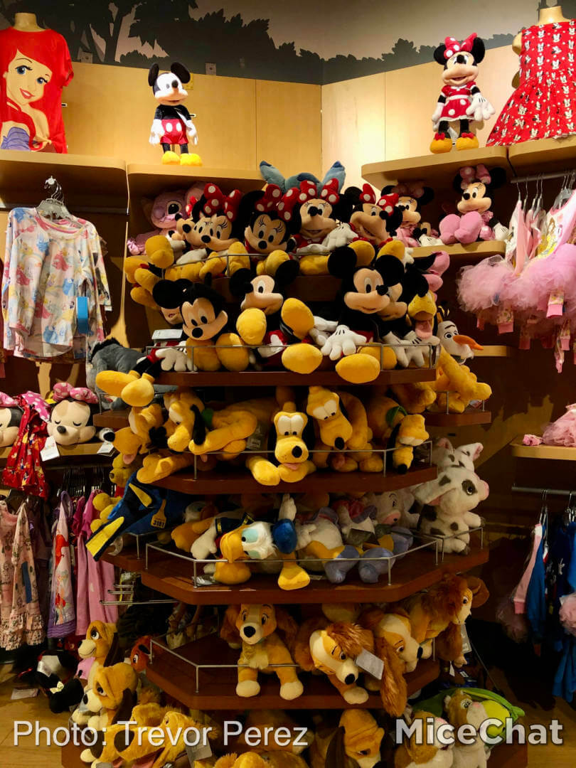 Disney Store closing, Magic Runs Out As Disney Stores Rapidly Close Across America