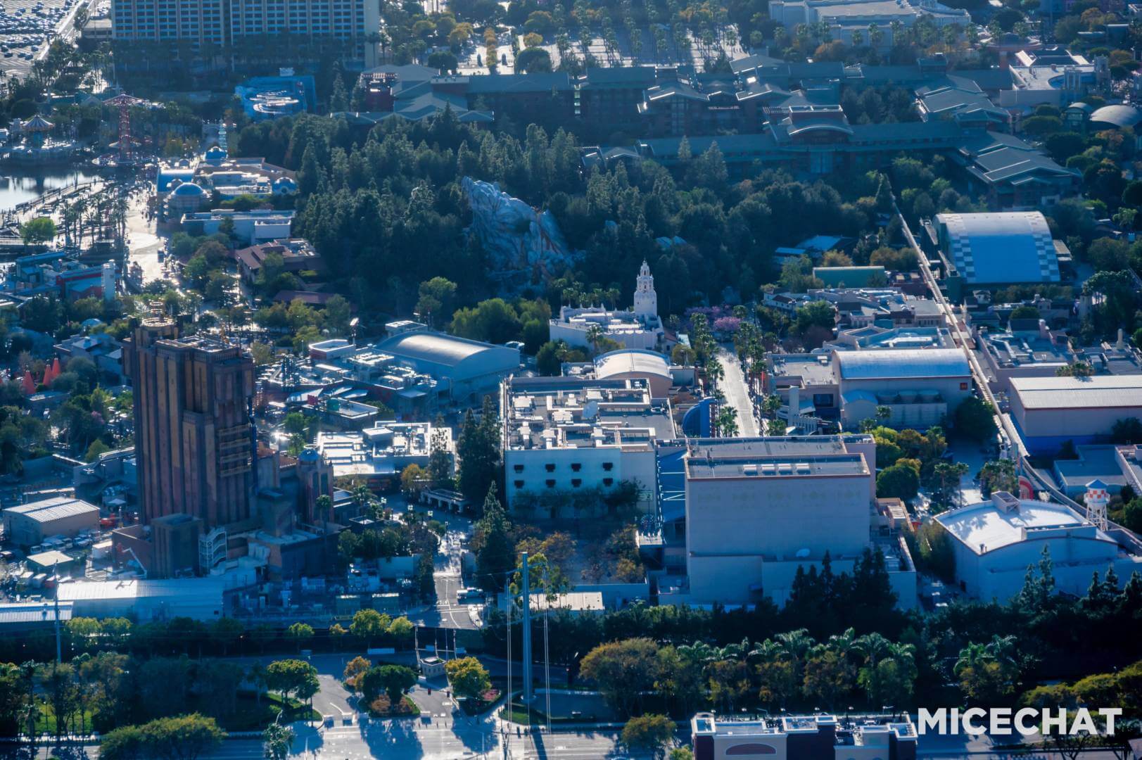 , Disneyland Update – Soarin’ Over a Soon to Open Disneyland
