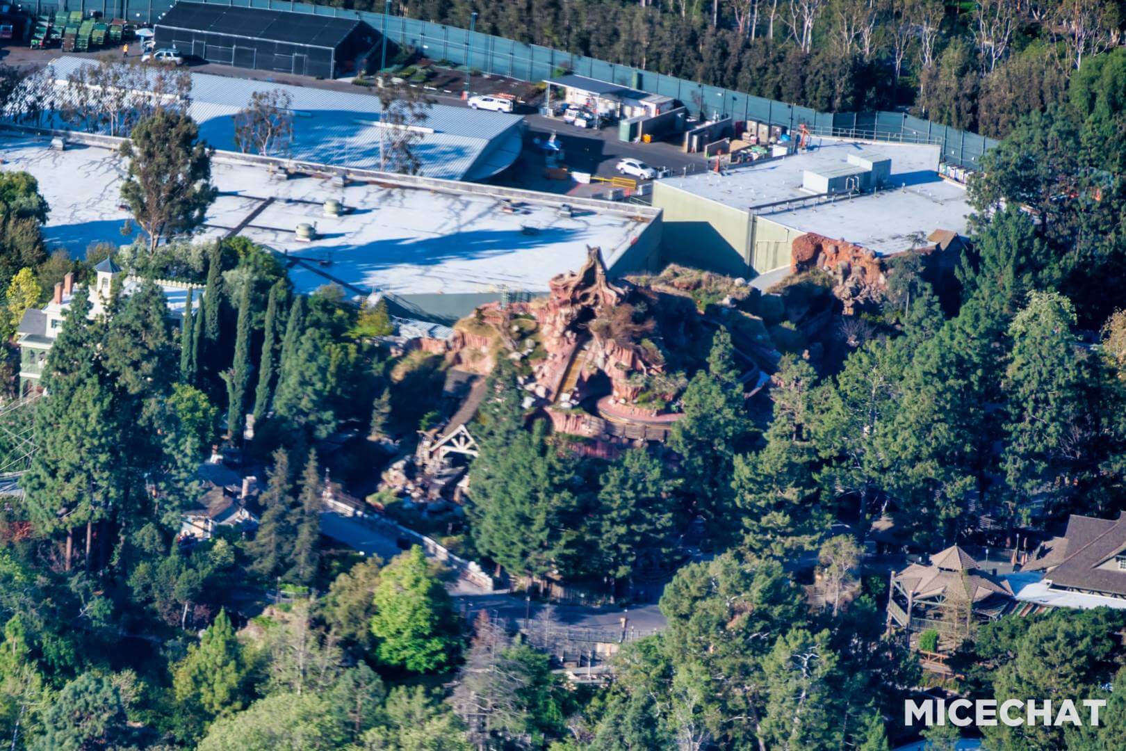 , Disneyland Update &#8211; Soarin&#8217; Over a Soon to Open Disneyland