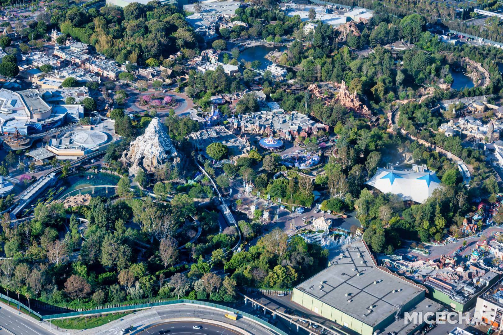 , Disneyland Update – Soarin’ Over a Soon to Open Disneyland
