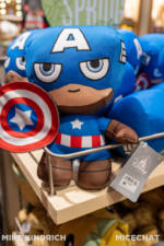 disneyland-downtown-disney-world-of-disney-marvel-captain-america-big-head-plush