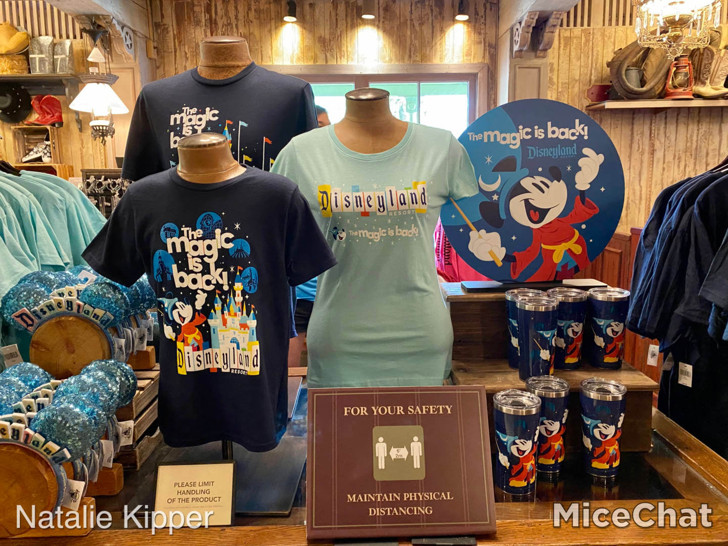 Disneyland Shopping Returns & “The Magic is Back” Collection