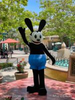 Disney California Adventure Characters Oswald-micechat