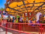 Disney California Adventure Crowds Jessie Carrousel