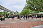 Disneyland Front Gate Long Lines-micechat