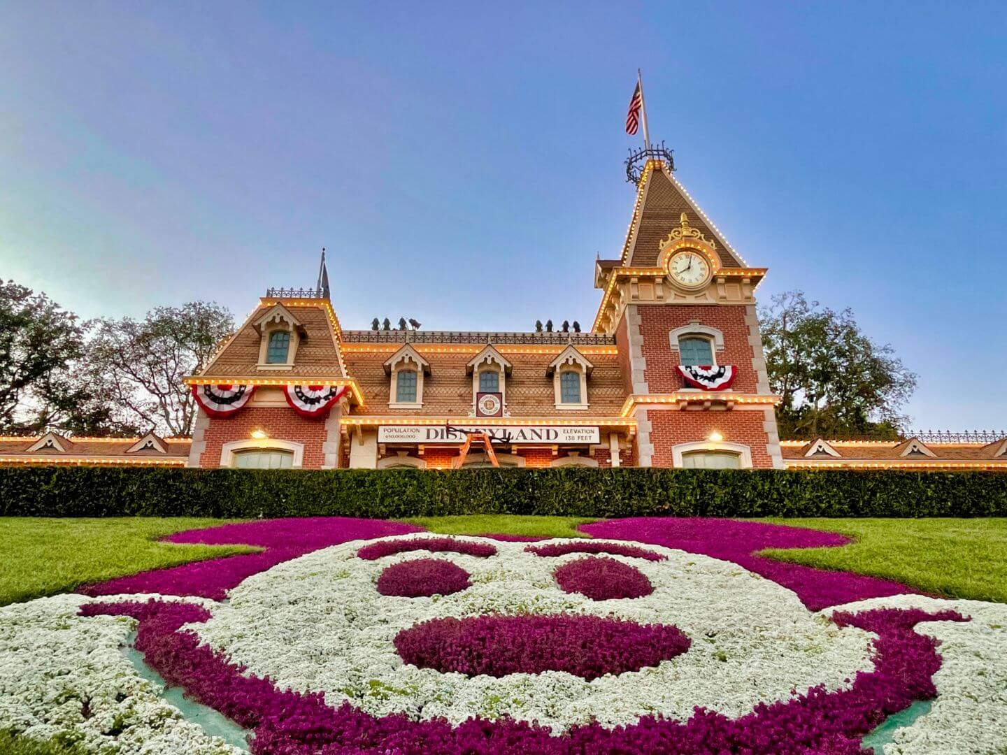 , Guide to Disneyland’s New Normal (Mask, Physical Distancing, Safety Policies, Etc.)