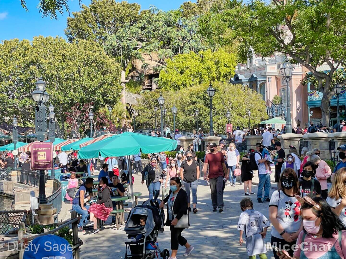 , Disneyland Update – Avengers, Fireworks, Staffing & Crowds!