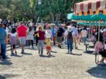 Disneyland New orleans Square Crowds River Tight Pathways-micechat
