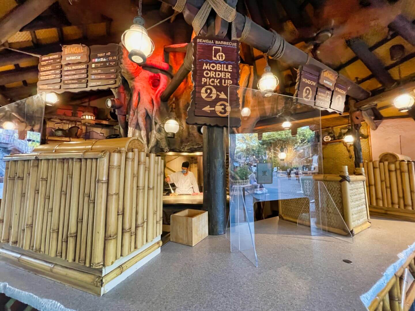 , Disneyland Update – Avengers, Fireworks, Staffing & Crowds!