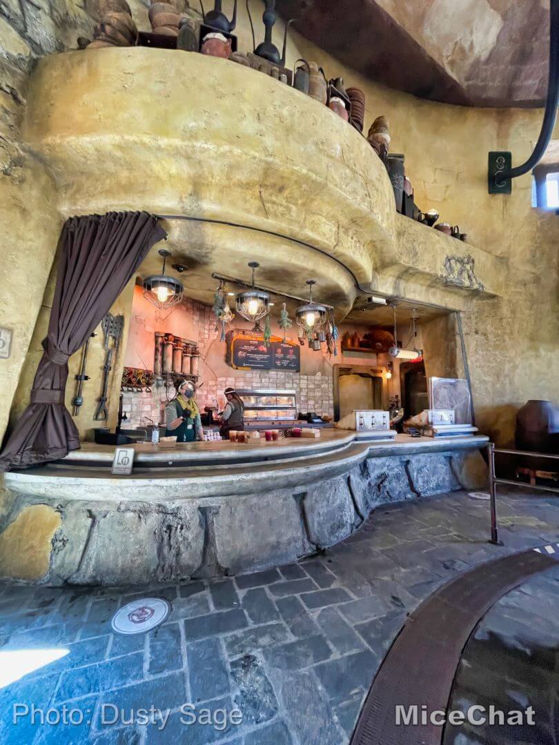 Disneyland Dining Guide, Disneyland Quick Service Dining Guide: Affordable Alternatives Inside & Outside the Resort